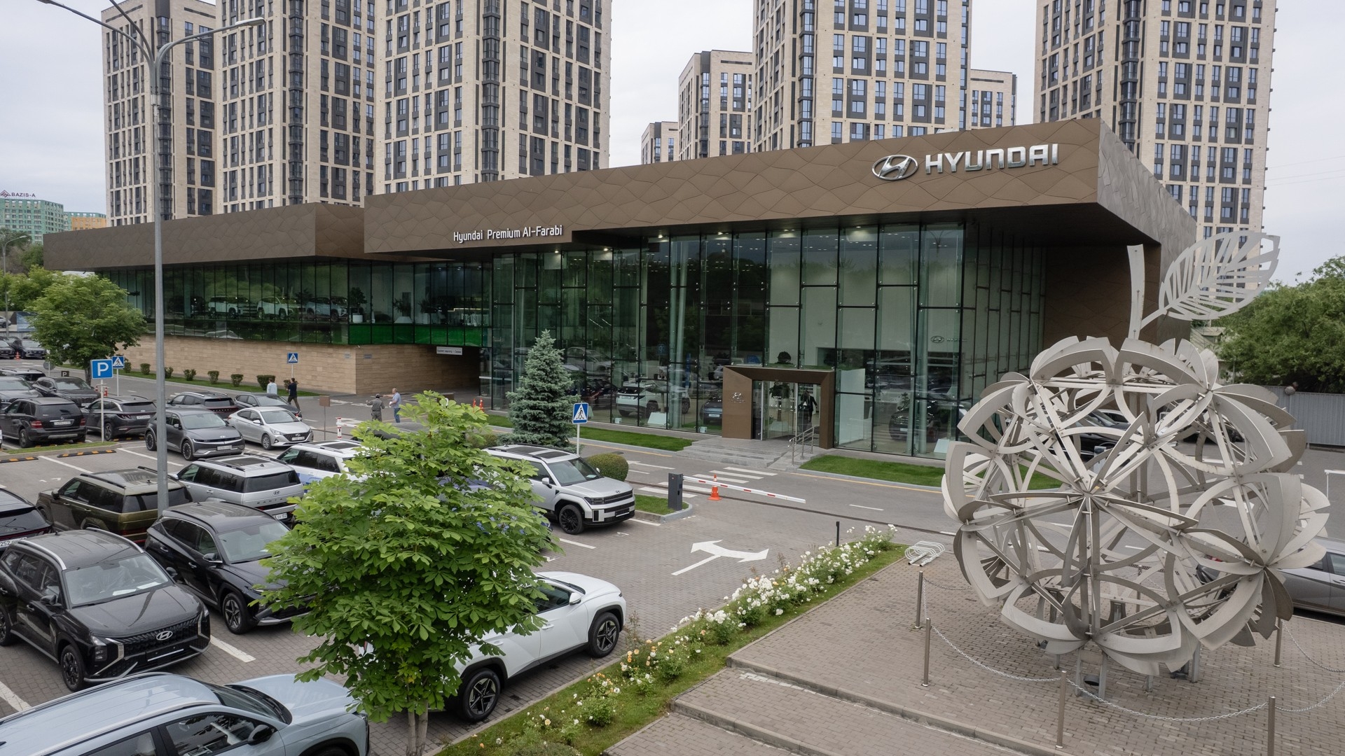 Hyundai Premium Al Farabi