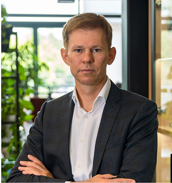 Денис Коломацкий