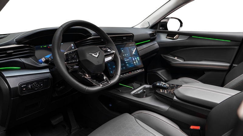 Сиденье водителя с электрорегулировкой положения спинки в 6+4 позициях